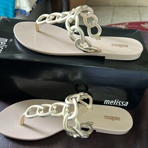 Melissa Success Chainlink Sandal in Gold Sz 8 Brand NEW
